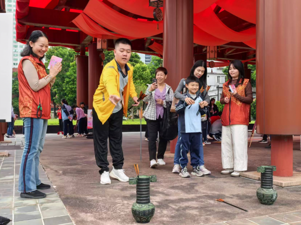 汇巨福配资 探索“文化+体育+教育”三维联动！这场嘉年华为特奥运动注入新活力